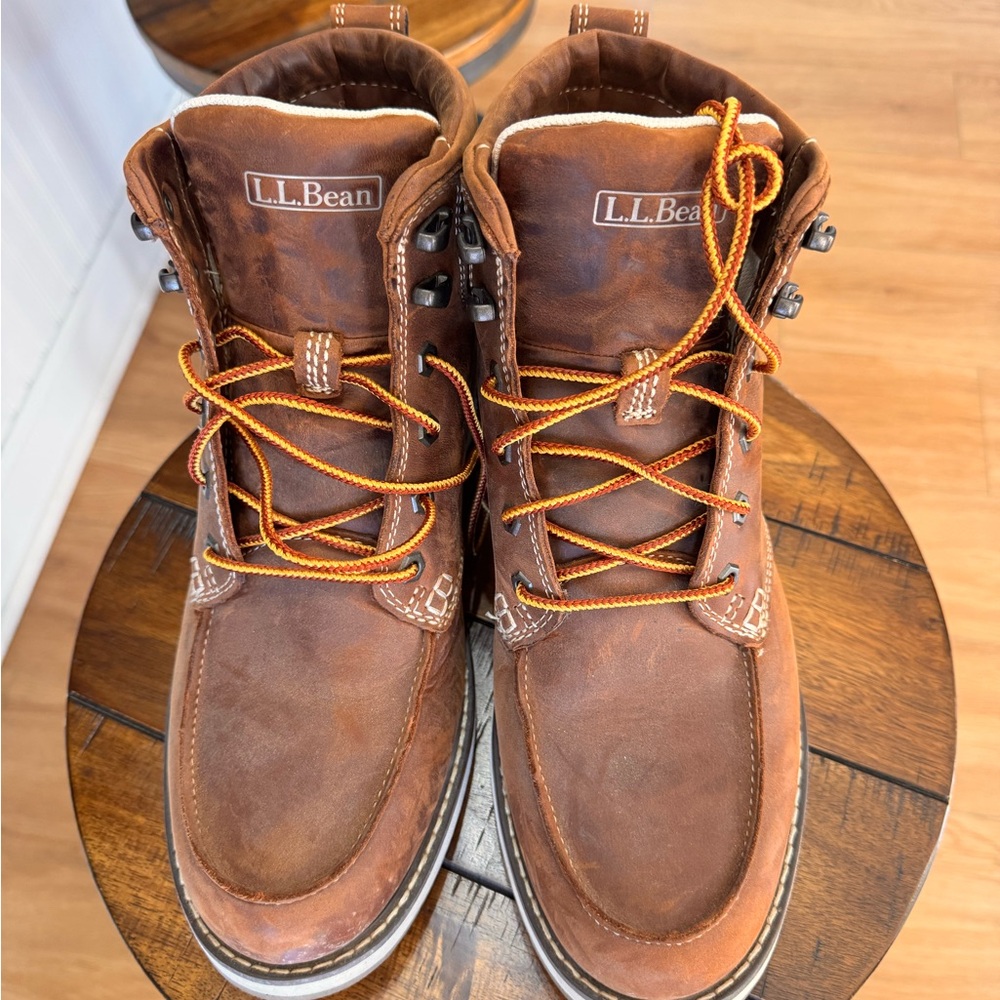 L.L. Bean Men's Brown Leather lace up boots